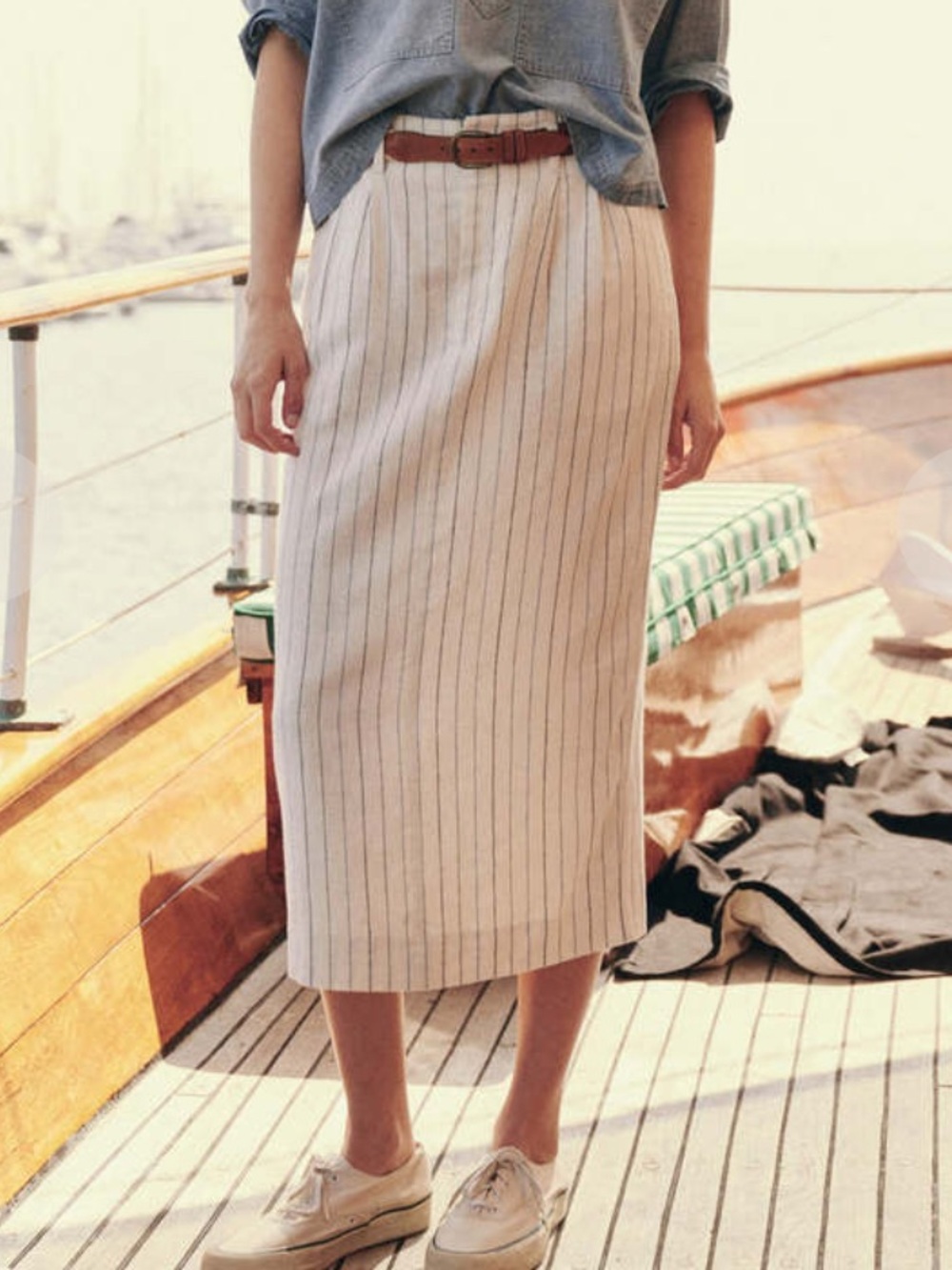 The Great. Pleated Column Skirt Cream Pinstripe size 24 with pockets No Belt